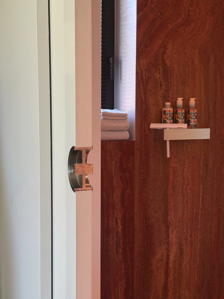 Binnendeuren_Waar gastvrijheid en privacy elkaar ontmoeten 5 Binnendeuren_Badkamer klantenverhaal Katie